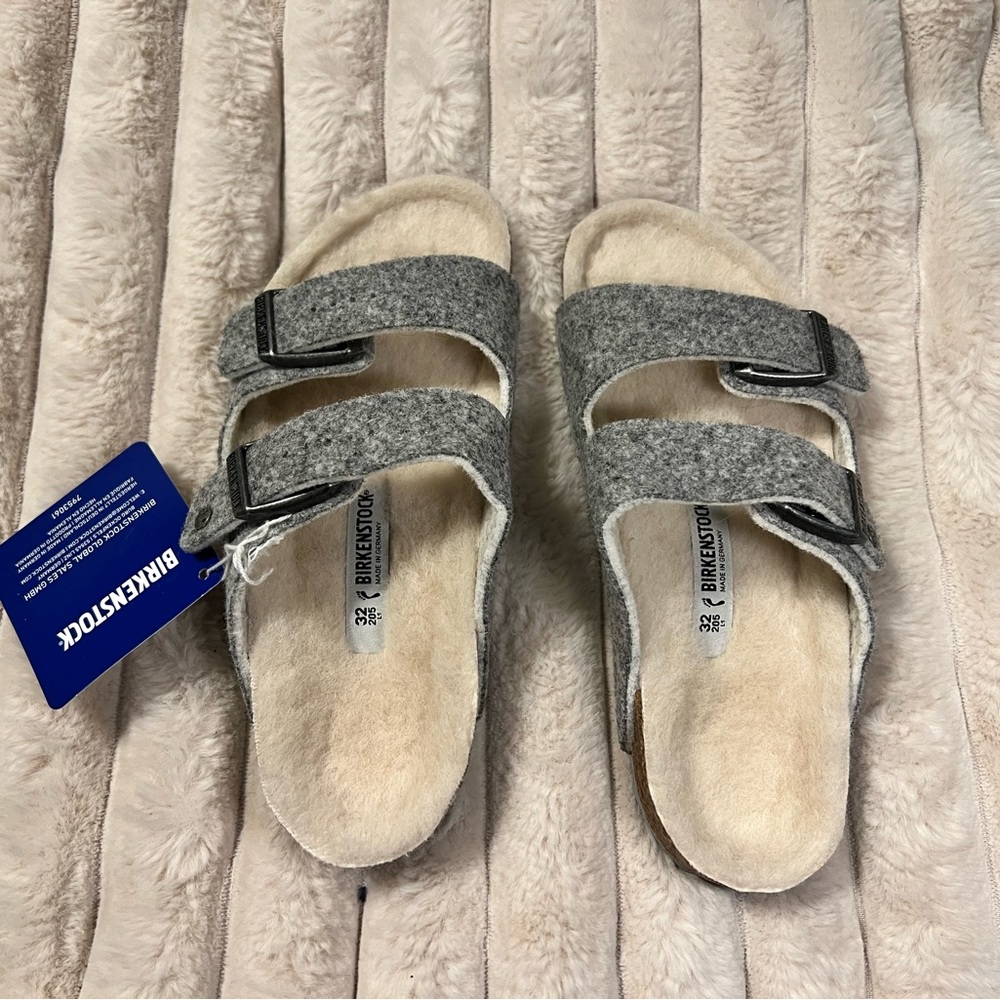 Birkenstock Kid’s Arizona Happy Lamb Sandals in Grey